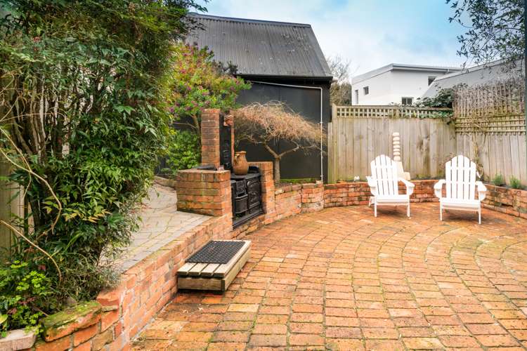 8 Saint Mary Street Thorndon_11