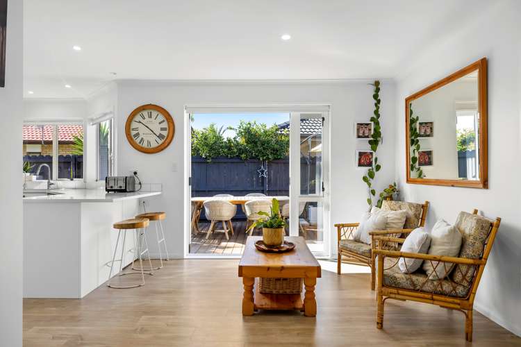 48 Oriental Parade Papamoa_15