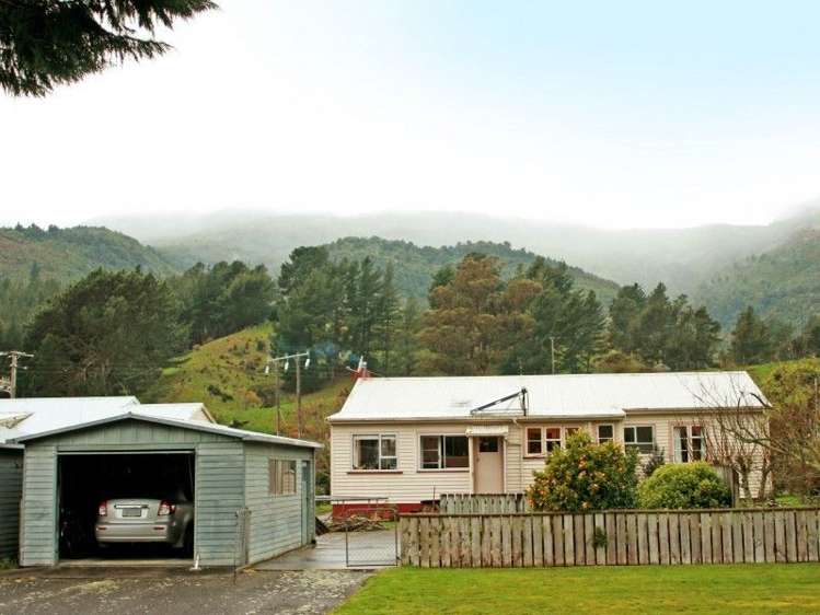 55 Takaka Valley Highway Kahurangi National Park_11