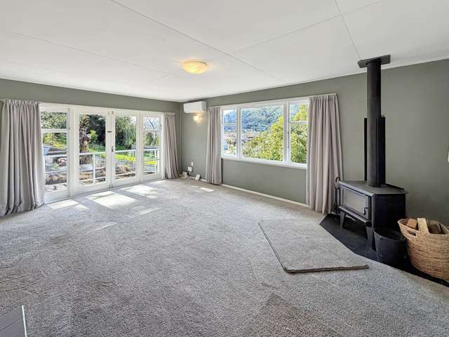 6 Bledisloe Crescent 10629_1