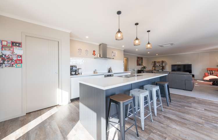 20 Pine Crest Drive Richmond_5