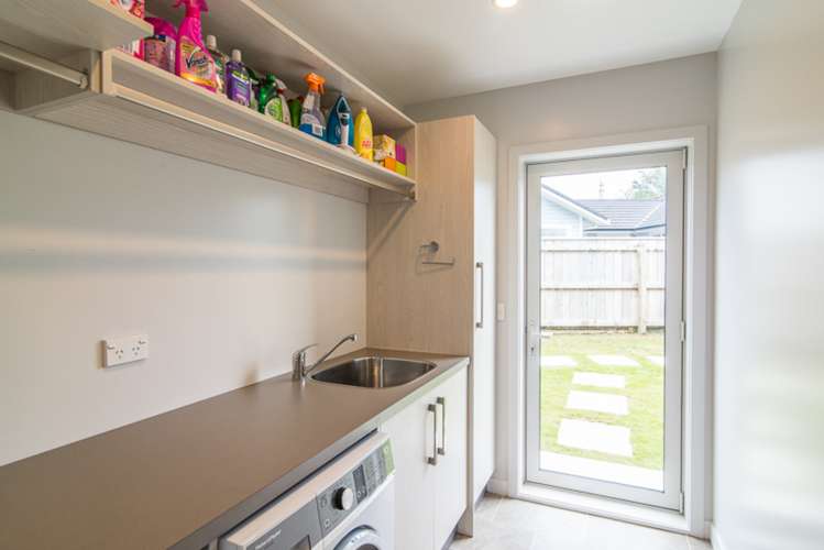 44 Resolution Drive Whitby_17