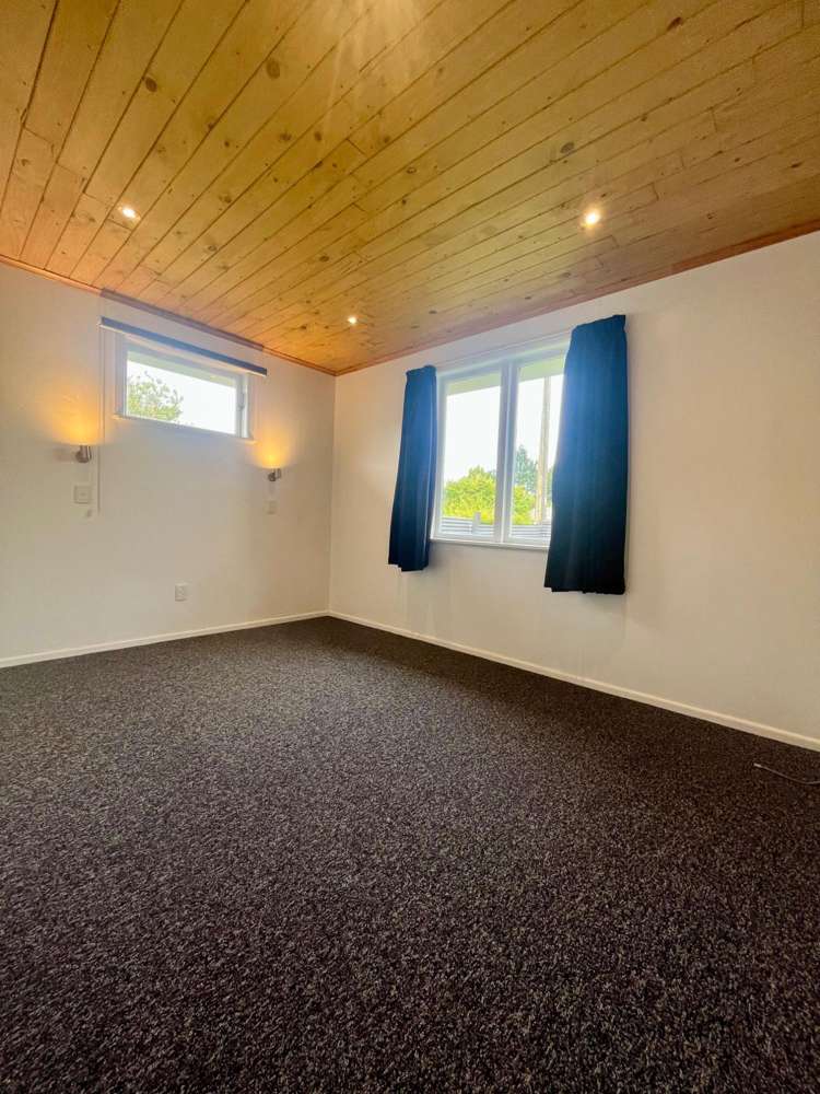  28 Charles Road Hannahs Bay_5