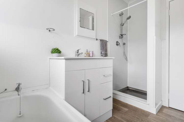 1/45 East Coast Road Milford_11