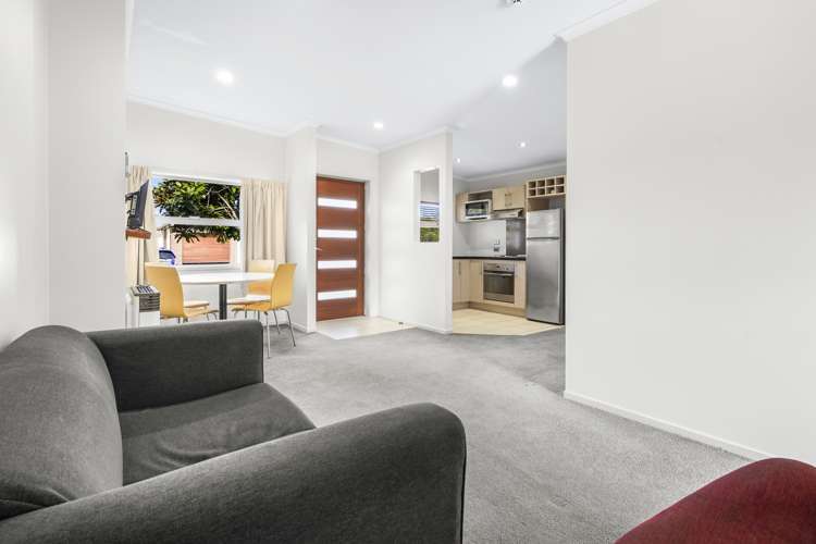 20/46 Peachgrove Road Hamilton East_6