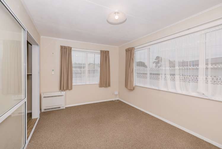 43 Owen Street Bunnythorpe_2