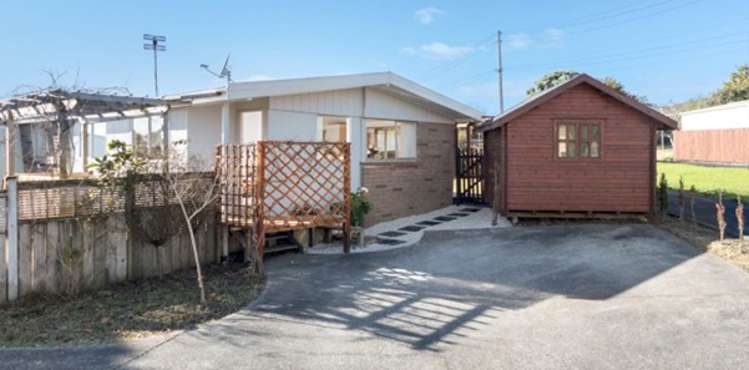 26 Tania Place Blockhouse Bay_0