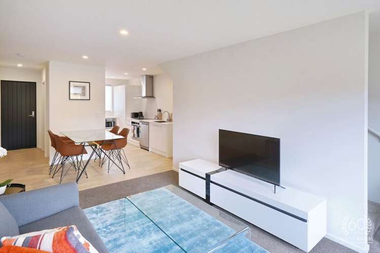 13/255 Kilmore Street_1