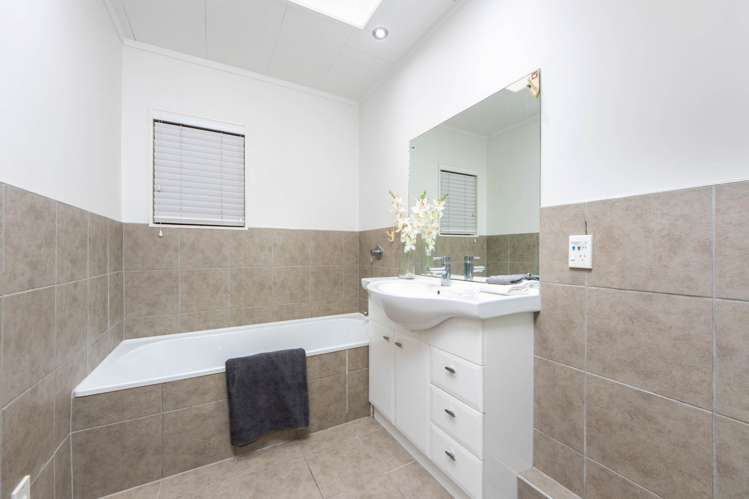 Pakuranga Road Pakuranga_7