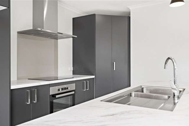 71E Hall Street 1086_3