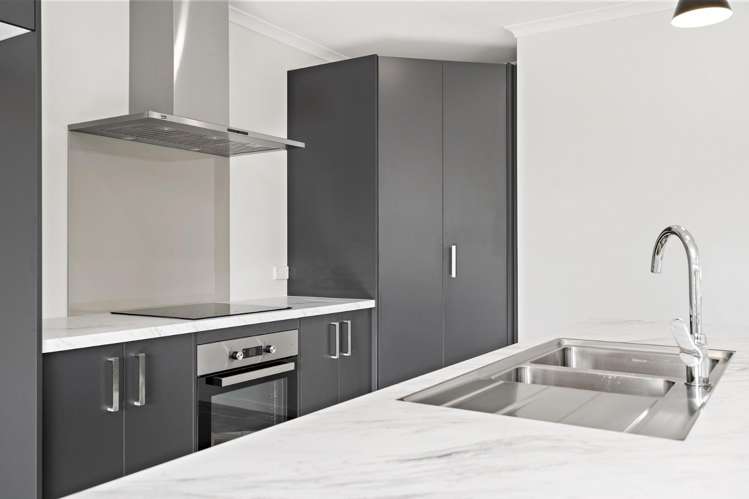71E Hall Street 1086_3