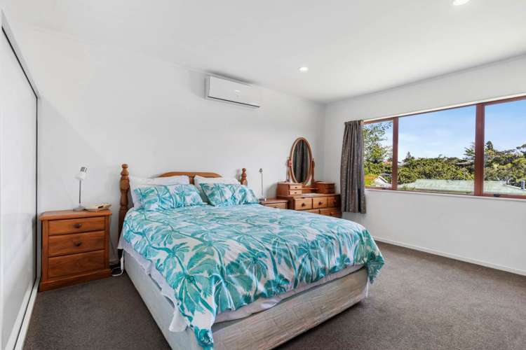 2 Hellyers Street Birkdale_12