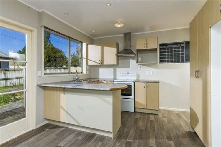 12 Marewa Street Te Atatu South_7