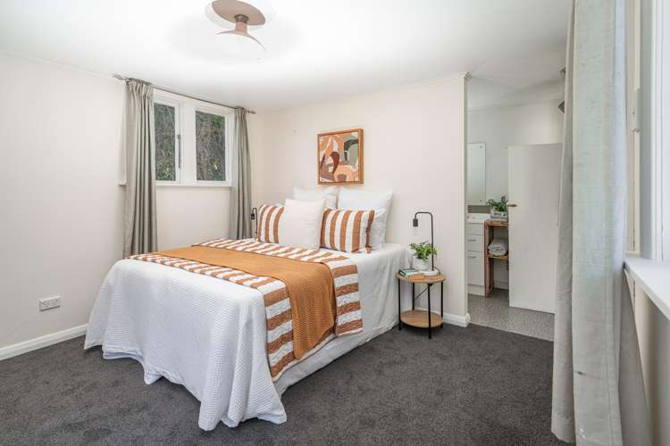 27 Victory Avenue Karori_9
