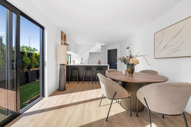 1/97 Cook Street Howick_25