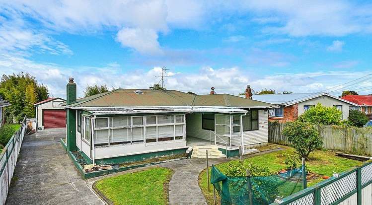 14 Clayton Road Manurewa_3