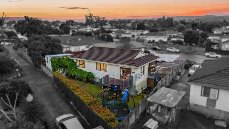 2/239 Waitemata Drive Ranui_20