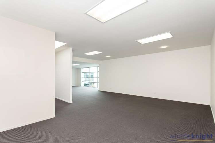 10/211 Ferry Road Waltham_16