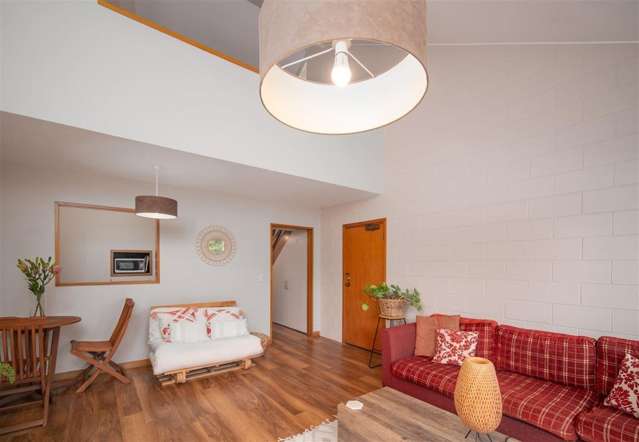 2/164 Kilmore Street City Centre_2