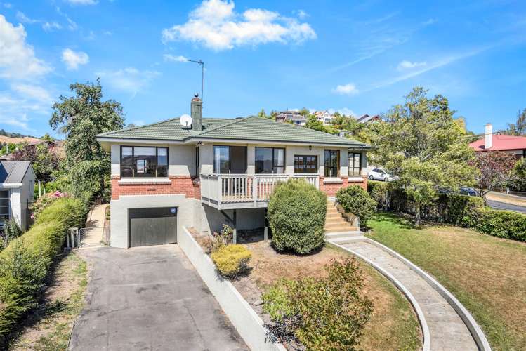 34 Gladstone Road North_0