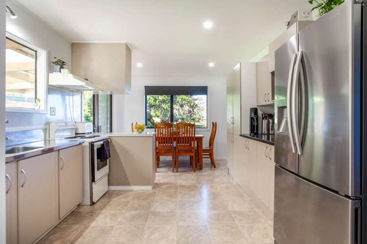 98 Garfield Road Helensville_11