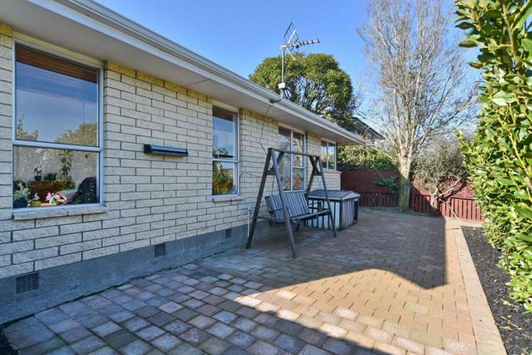 1/24 Greenock Street Redwood_10