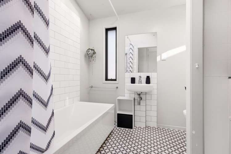 11 Armstrong Grove Hilltop_27