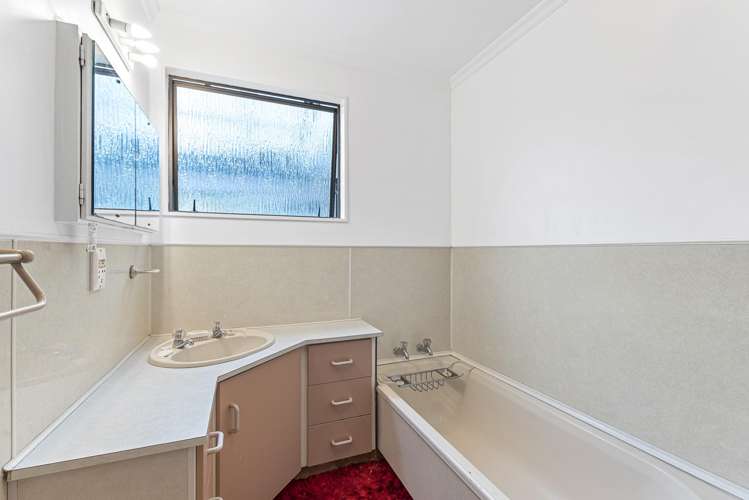 7 Hickford Place Okato_10