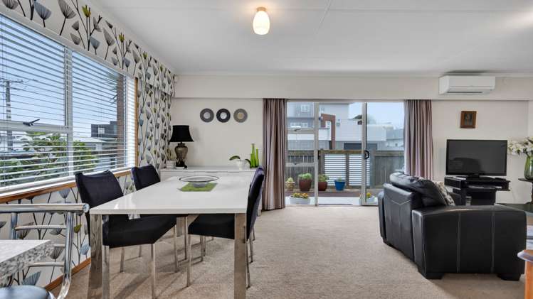 13 Kowhai Street Inglewood_3