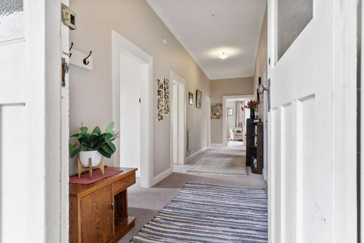 495 High Street South Carterton_11