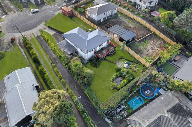 60 Chorley Avenue Massey_14