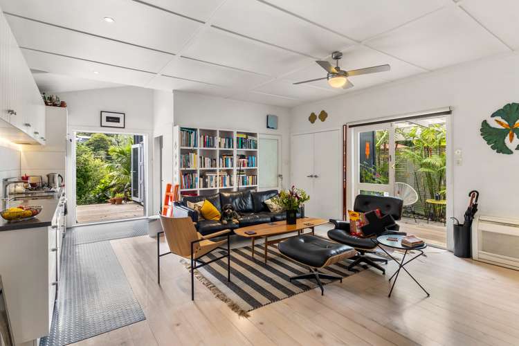 3 Surfdale Road Surfdale_7