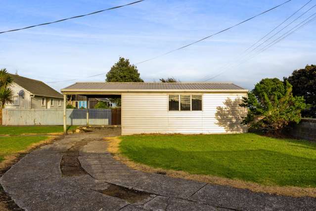 14 Egmont Street Patea_3