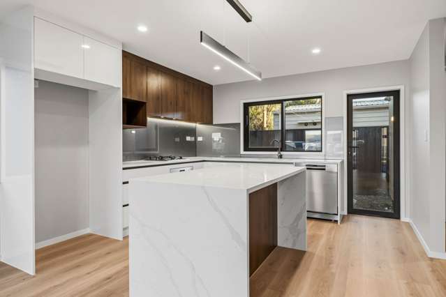 3/10 Graham Road Conifer Grove_4