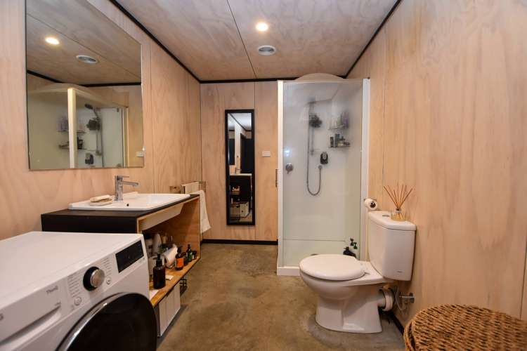 92 Para Road Carterton_11