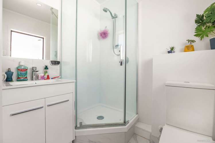 3/1142 New North Road Mt Albert_15