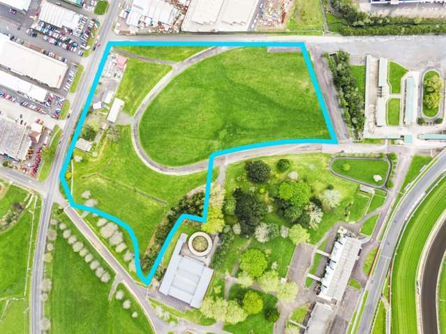 222/250 Manukau Road Pukekohe_2