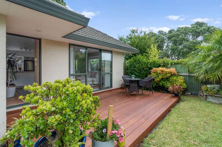 218c Moore Street Howick_15