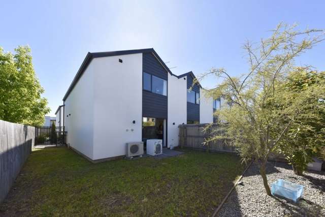 21/15 Bunyan Street Waltham_4