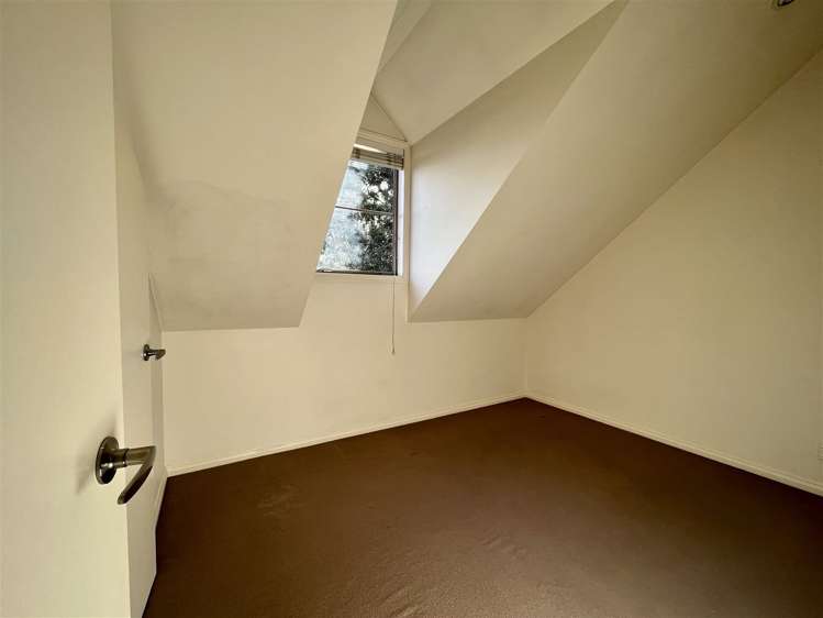 1b Banff Avenue Epsom_11