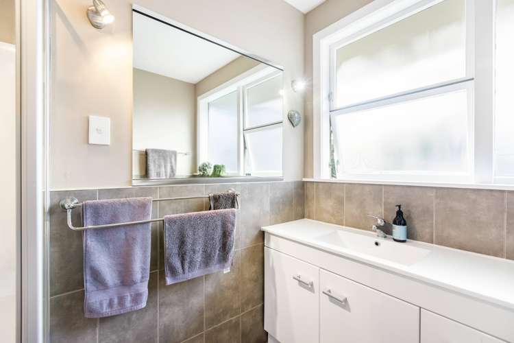 24 Litten Road Cockle Bay_13