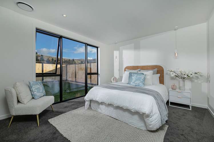 1 Booth Drive Cromwell_14