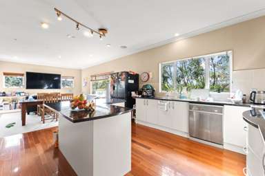 8 Ridge Valley Drive_4
