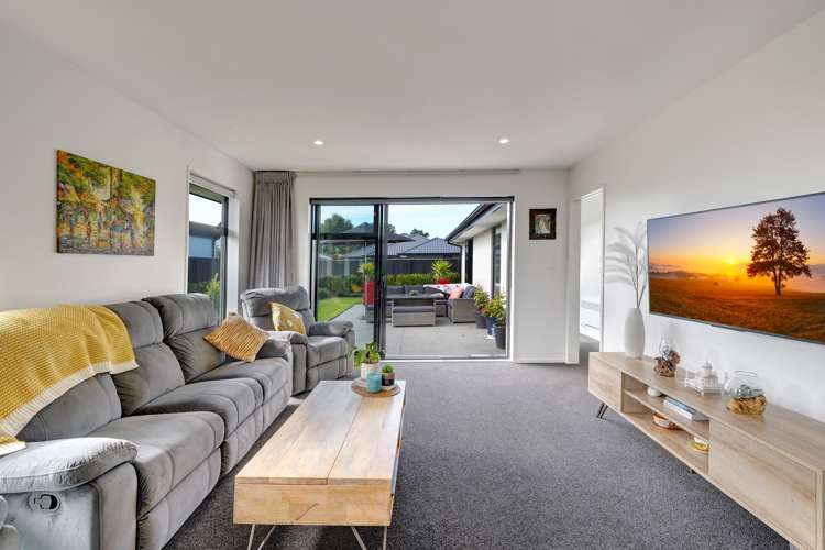 32 Shrimpton Avenue Woodend_9