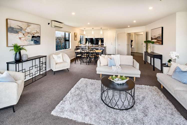 49 Sunstone Crescent Brown Owl_2