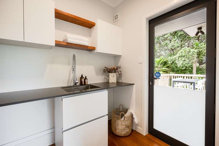 35 Rock Isle Road Torbay_51