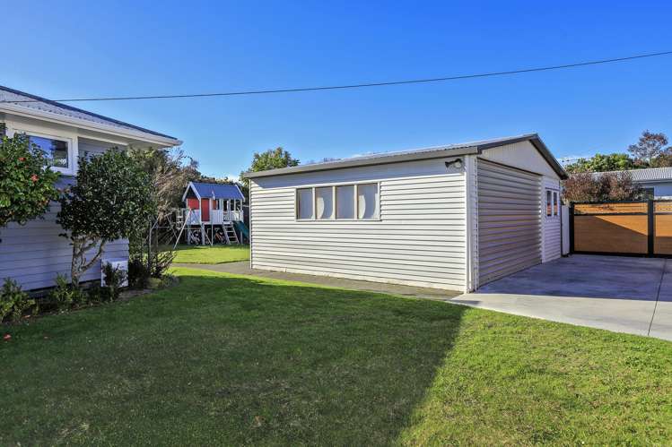33 Neeve Road Taradale_14