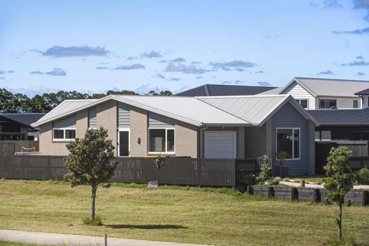 8 Tauhinu Place Papamoa_0