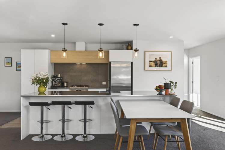 36 Roto Street Hurdon_1