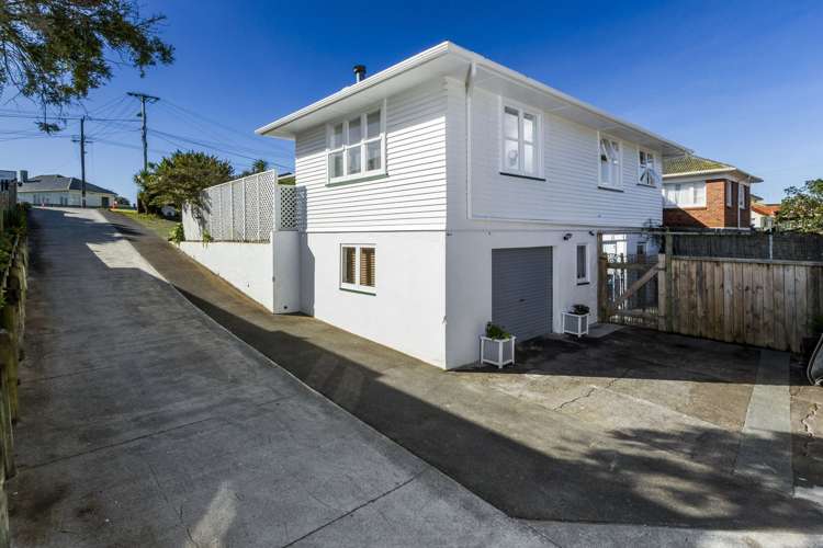 553 Richardson Road Mount Roskill_16